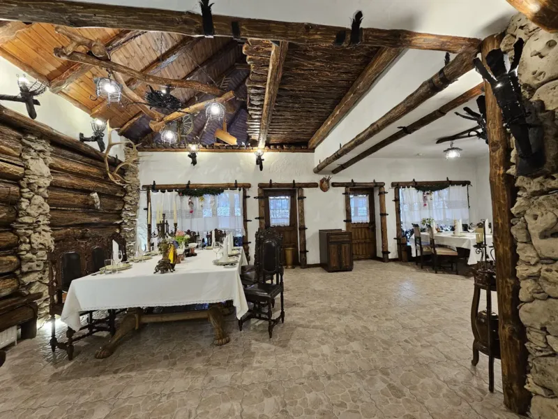 Popasul Dacilor — ресторан, Кишинёв (фото 2)