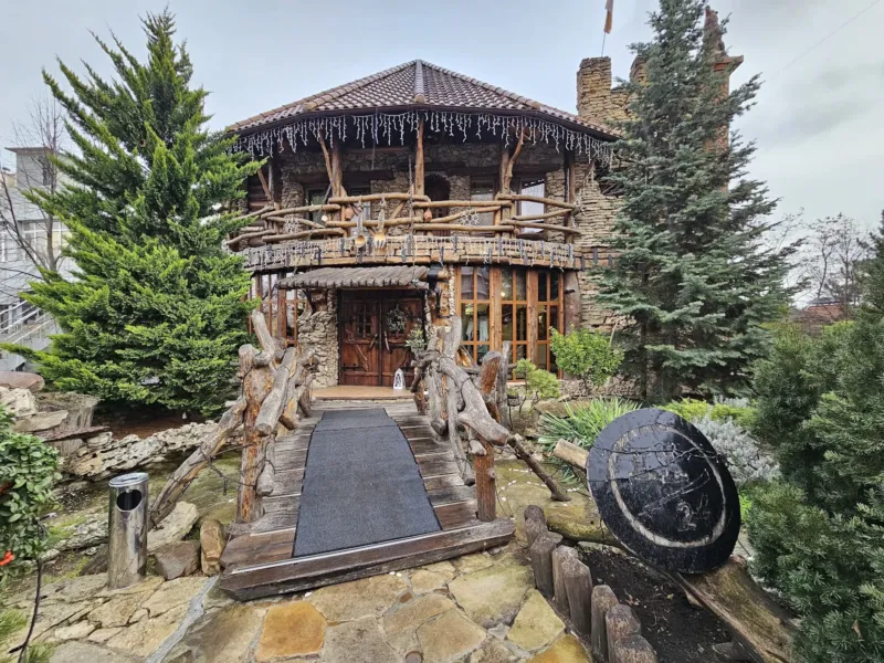 Popasul Dacilor — ресторан, Кишинёв (фото 3)