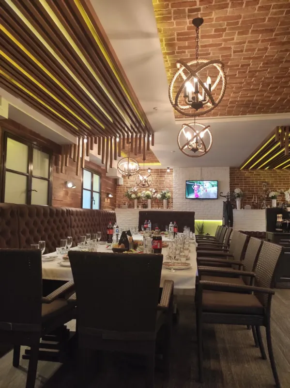 Restaurantul Porter Yard — ресторан, Кодру (фото 1)