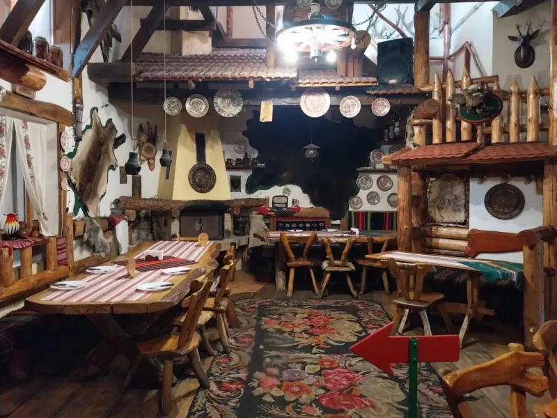 Roata Vremii — restaurant, Chișinău (foto 1)