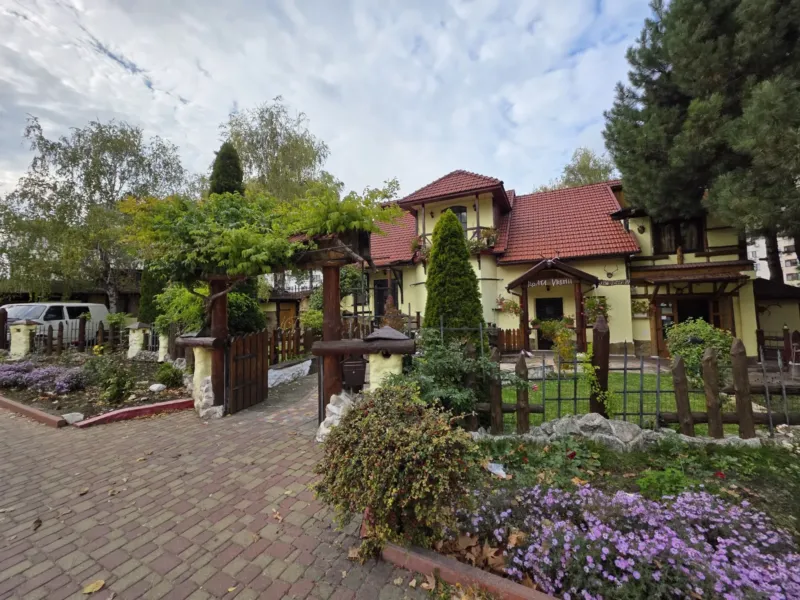 Roata Vremii — restaurant, Chișinău (foto 2)
