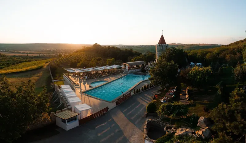 Sobor Family Resort — база отдыха, Ставчены (фото 1)