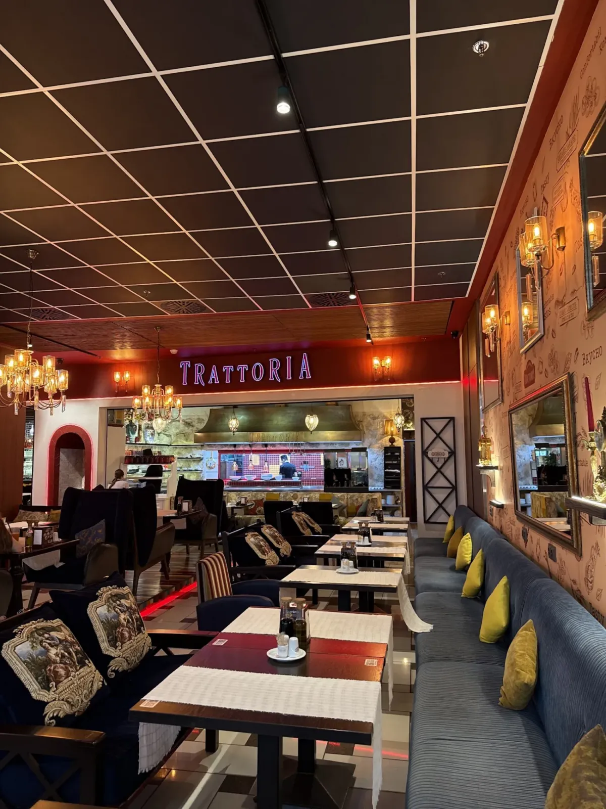 Trattoria Della Nonna — Str. Arborilor 21